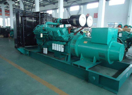 马尾800kw康明斯柴油发电机组图片 马尾800kw康明斯柴油发电机组图片